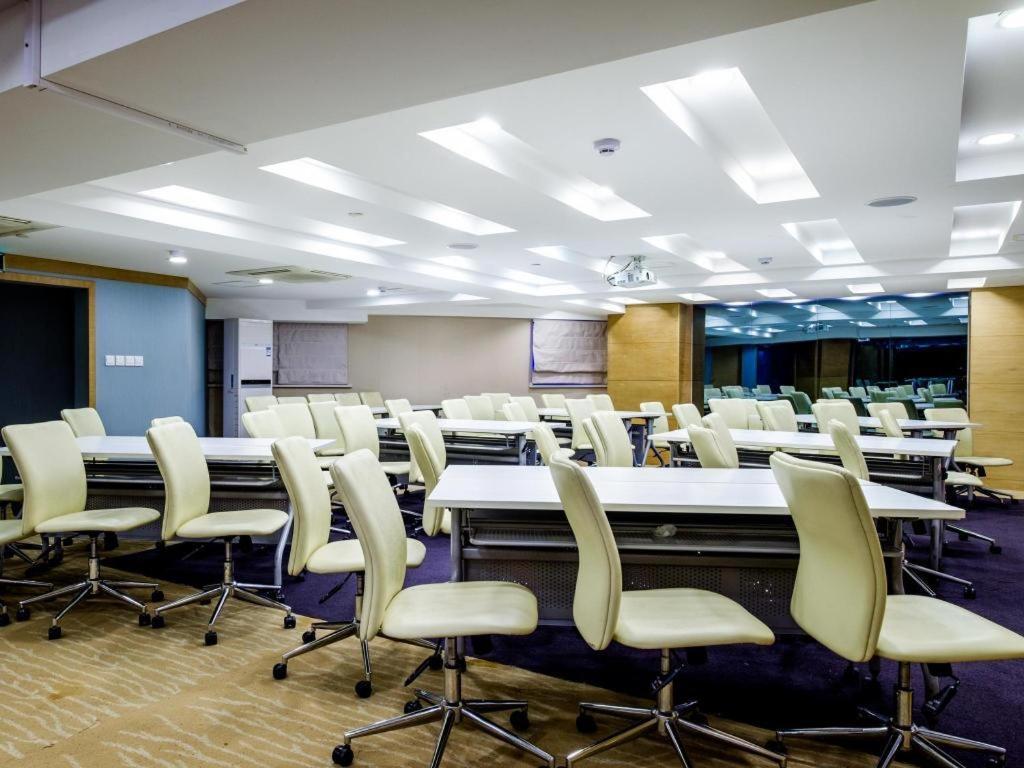 Ji Hotel Shanghai Yan An Road Branch Экстерьер фото
