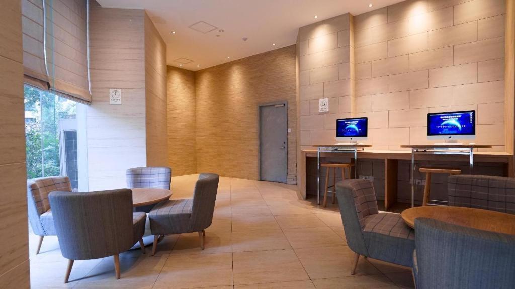 Ji Hotel Shanghai Yan An Road Branch Экстерьер фото