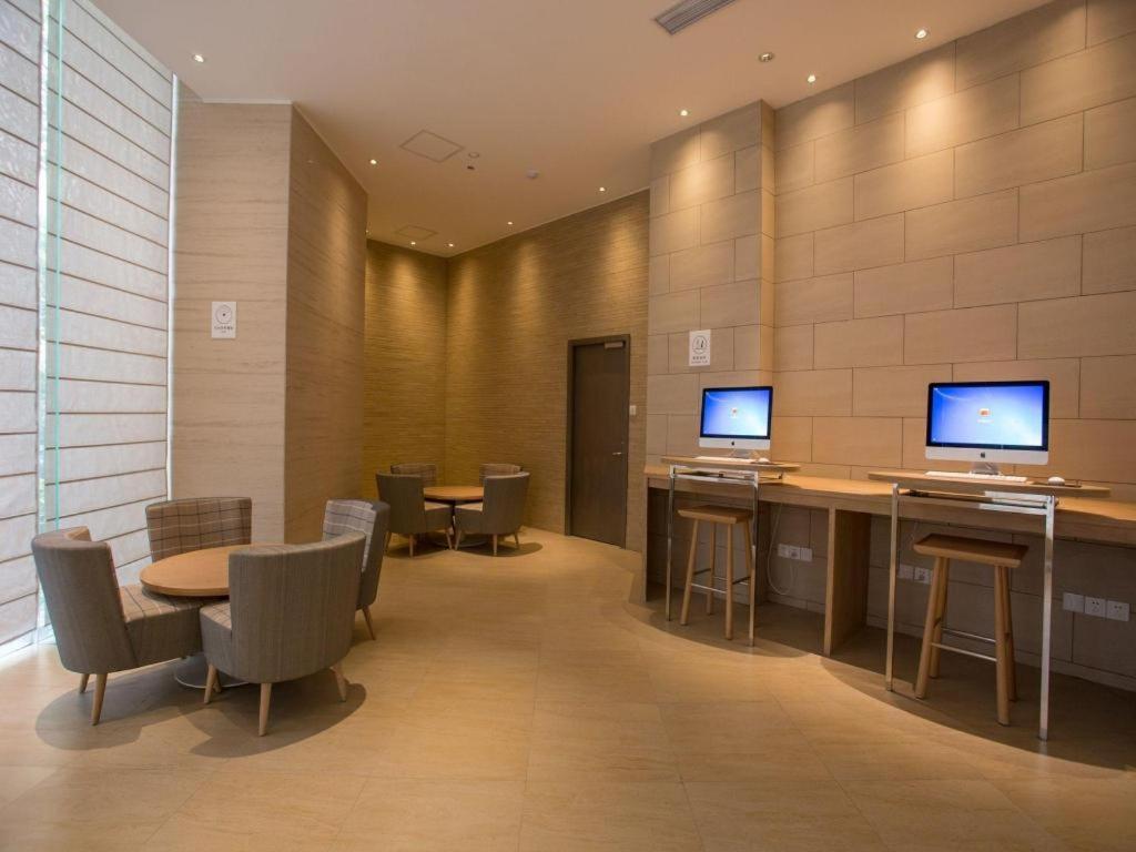 Ji Hotel Shanghai Yan An Road Branch Экстерьер фото